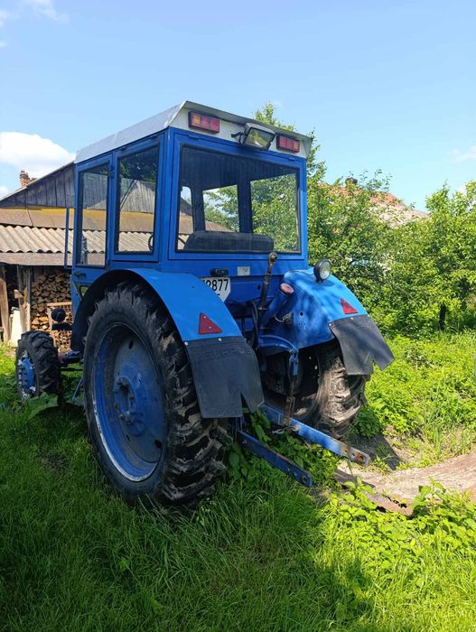 Продам трактор колісний