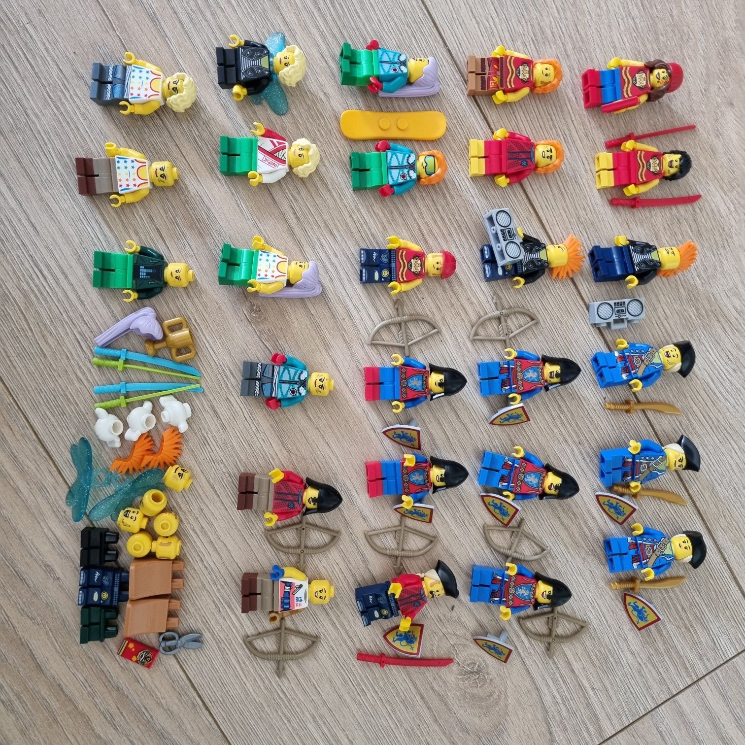 Ludziki lego - 27 sztuk plus dodatki