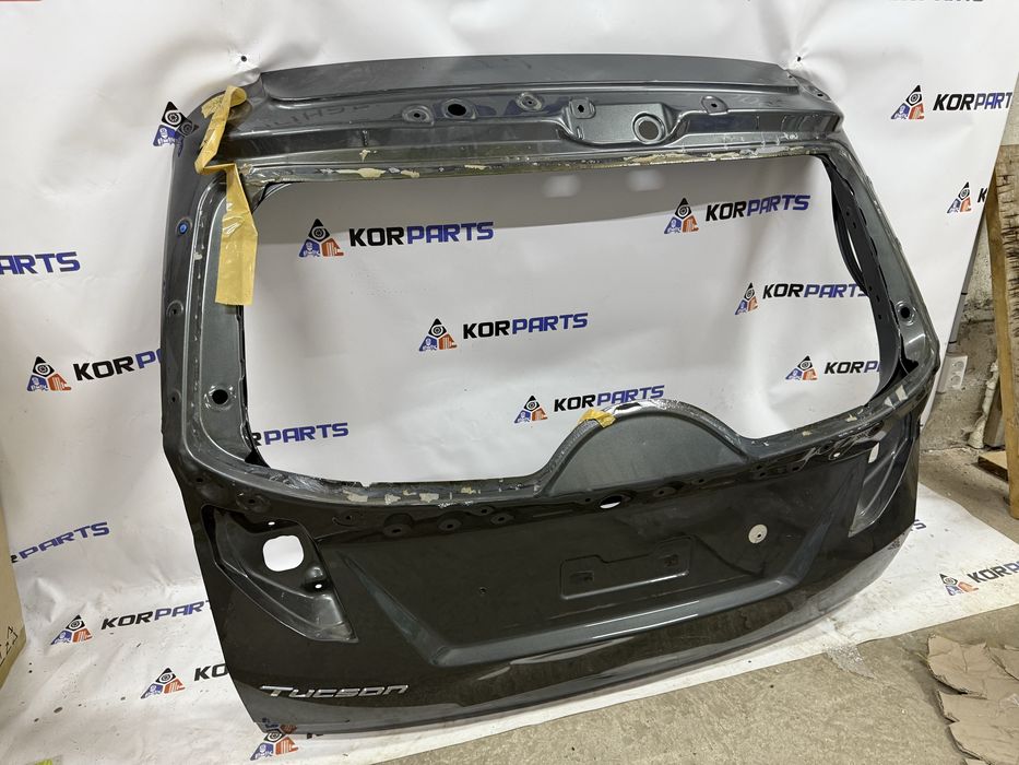 Кришка багажнику ляда Hyundai Tucson NX4