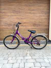 Fioletowy dziewczęcy rower folta 4-8 lat