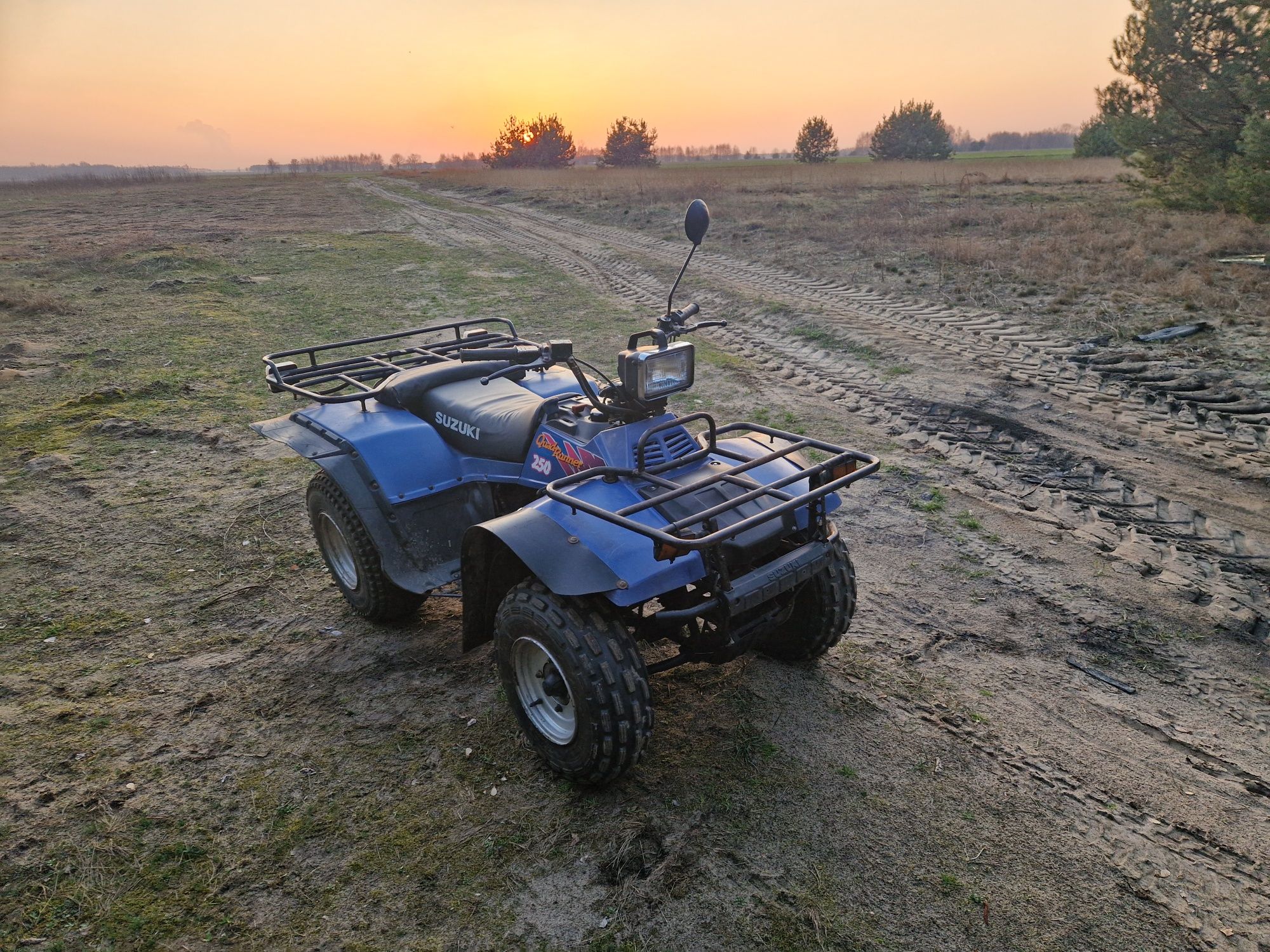 Suzuki quadrunner 250 4x2 nie 4x4