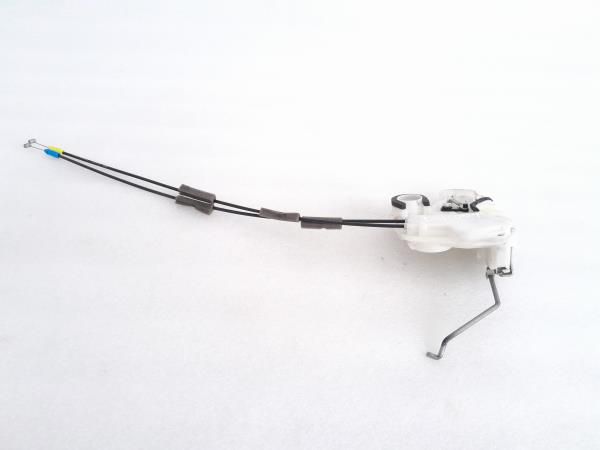 Fechadura / fecho porta frente direito MITSUBISHI Space Star Hatchback