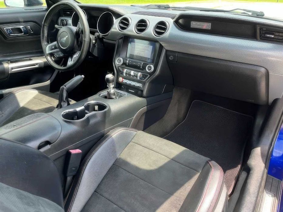 Ford Mustang GT Premium      2016