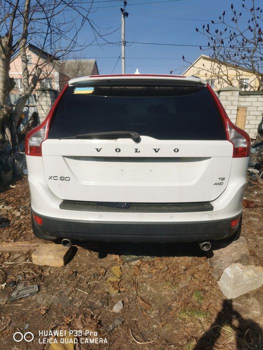 Volvo xc60 3.0 2010 года
