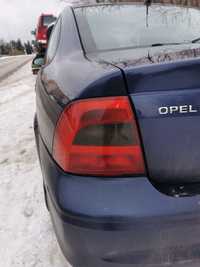 Lampa tylna OPEL Vectra B lift