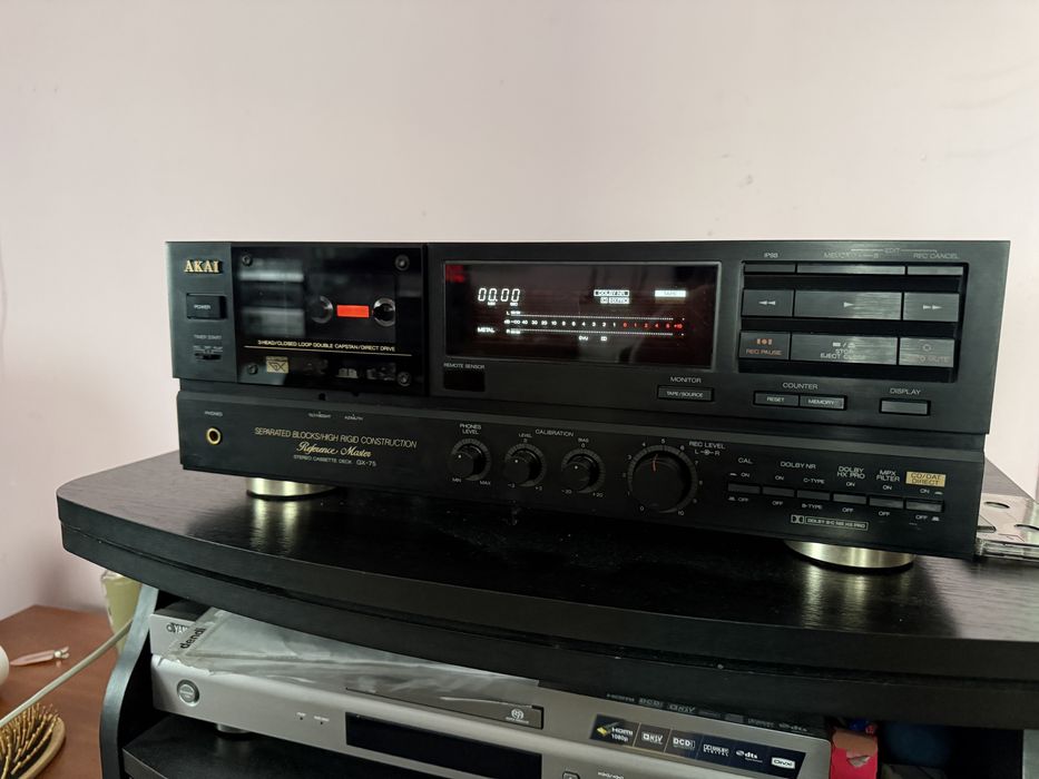 Касетна дека Akai GX 75