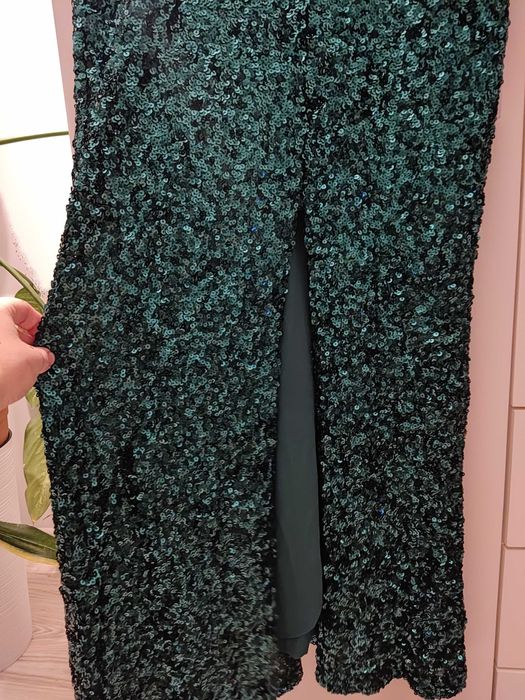 Sukienka pokryta cekinami, karnawał, sylwester