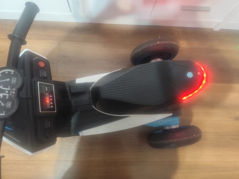 Motor na akumulator