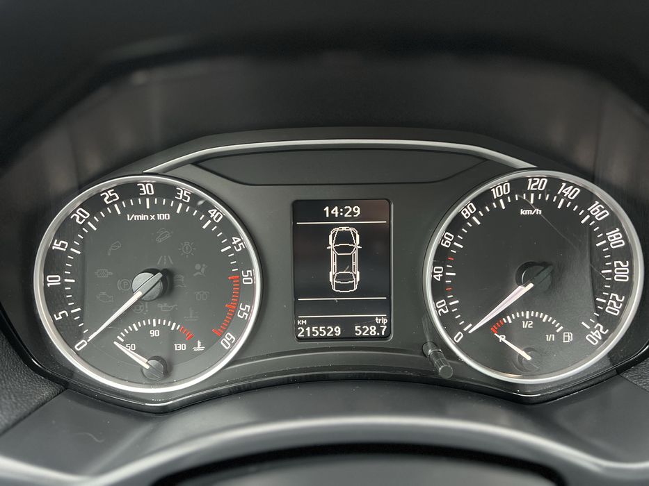 Продам Skoda Octavia A5 2.0 AKПП