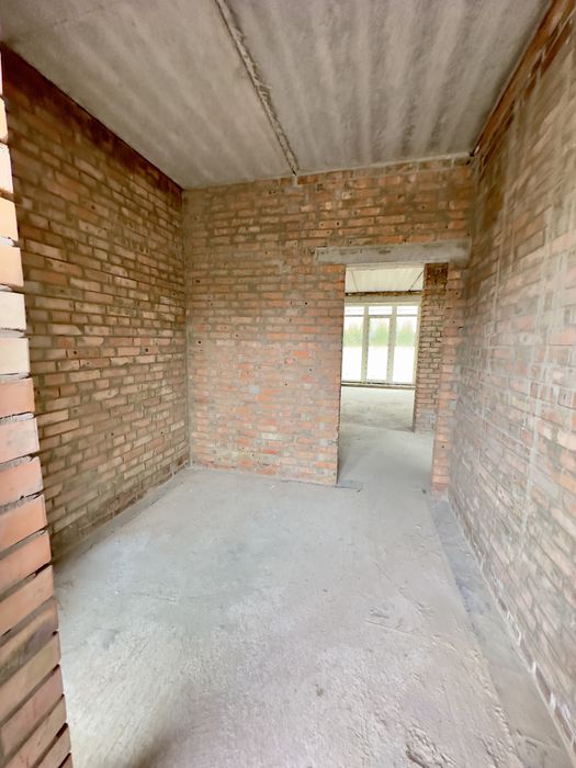 Будинок в Червоних горах