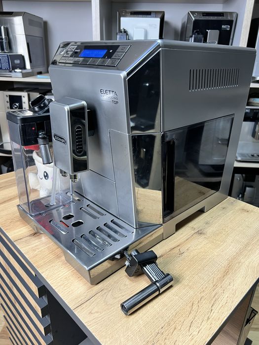 Кавомашина Delonghi Eletta Cappuccino Top ECAM 45.760.Silver