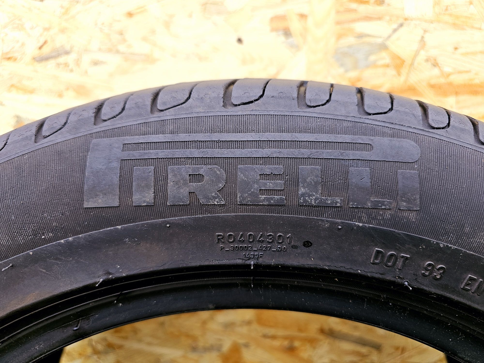 BDB Stan!!  225/55 r17 Pirelli Cinturato P7. 3017