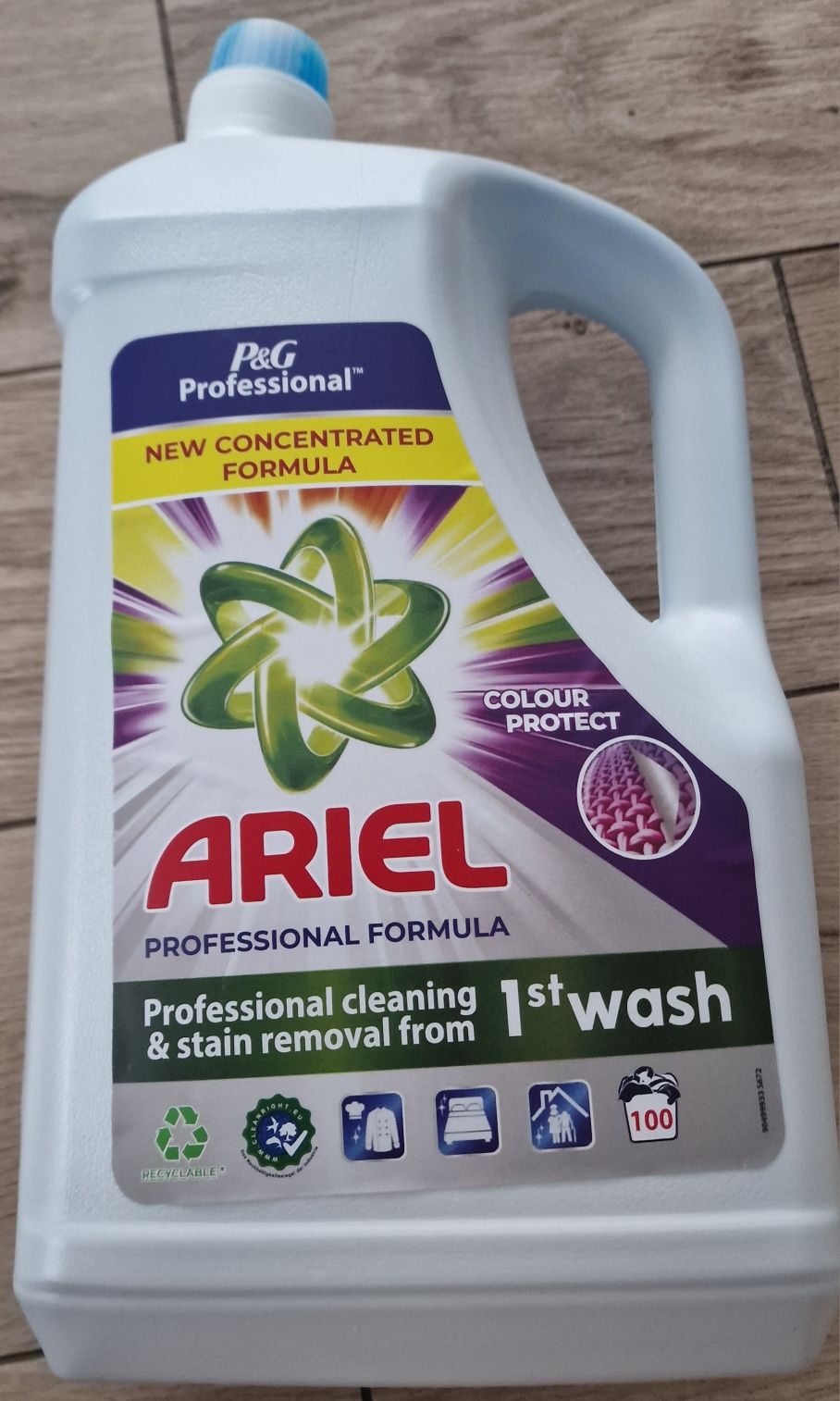 Persil Universal Ariel