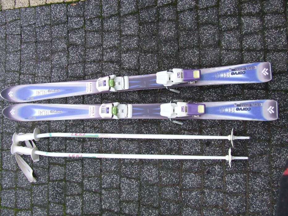 narty zjazdowe Carve 8.5 130 cm plus kijki i buty