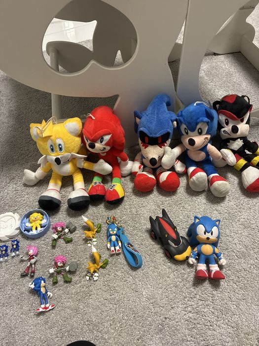Сонік іграшки різні