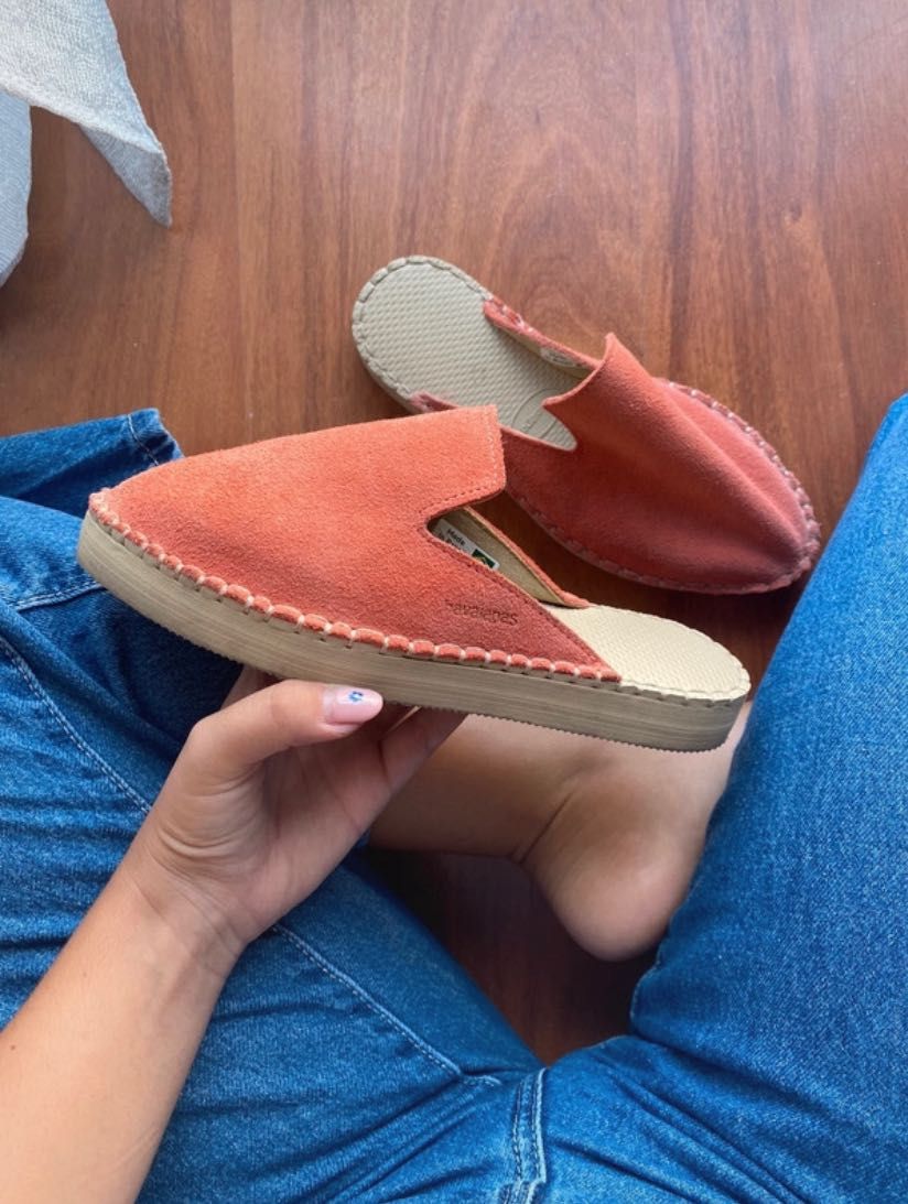 Havaianas mules camurça com plataforma 35