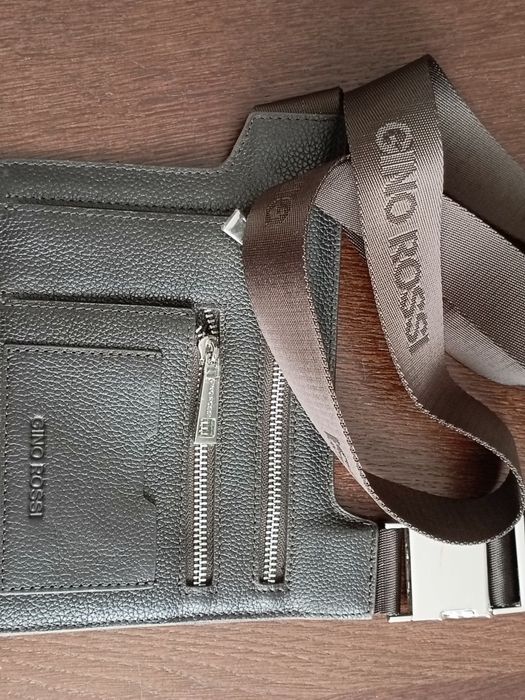 Paszportowka, portfel, banknotowka, etui na karty, Gino Rossi