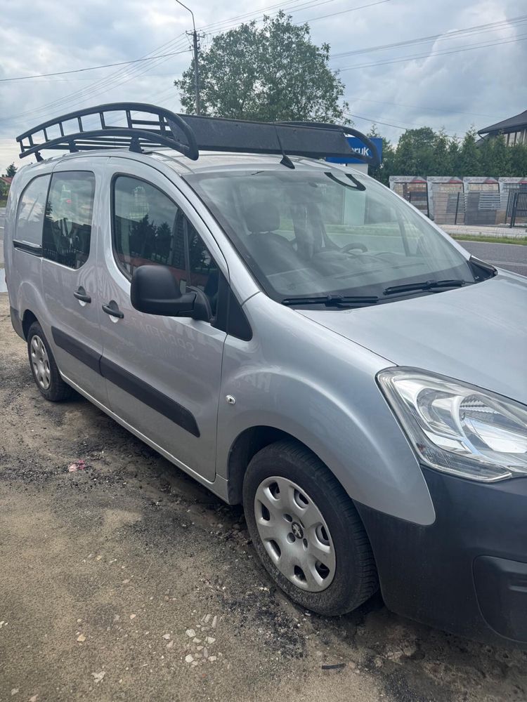 Peugeot partner long 5 osobowy