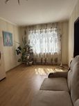 Продаж 4-х кімнатна по вул. Незалежності