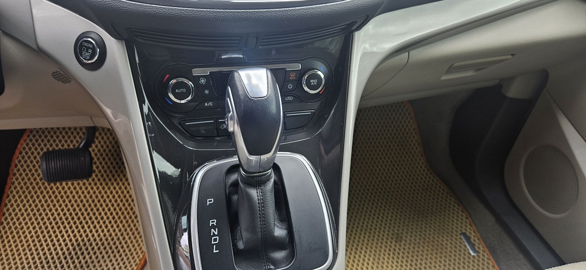 Ford C-Max Plug-in Hybrid (PHEV)