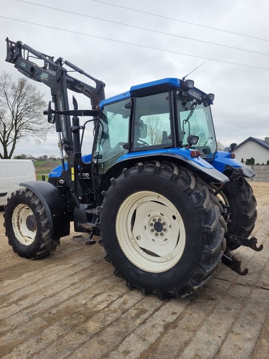 New Holland TS 115 6 cyl. TURBO Tur ładowacz czołowy stan BDB nie Case