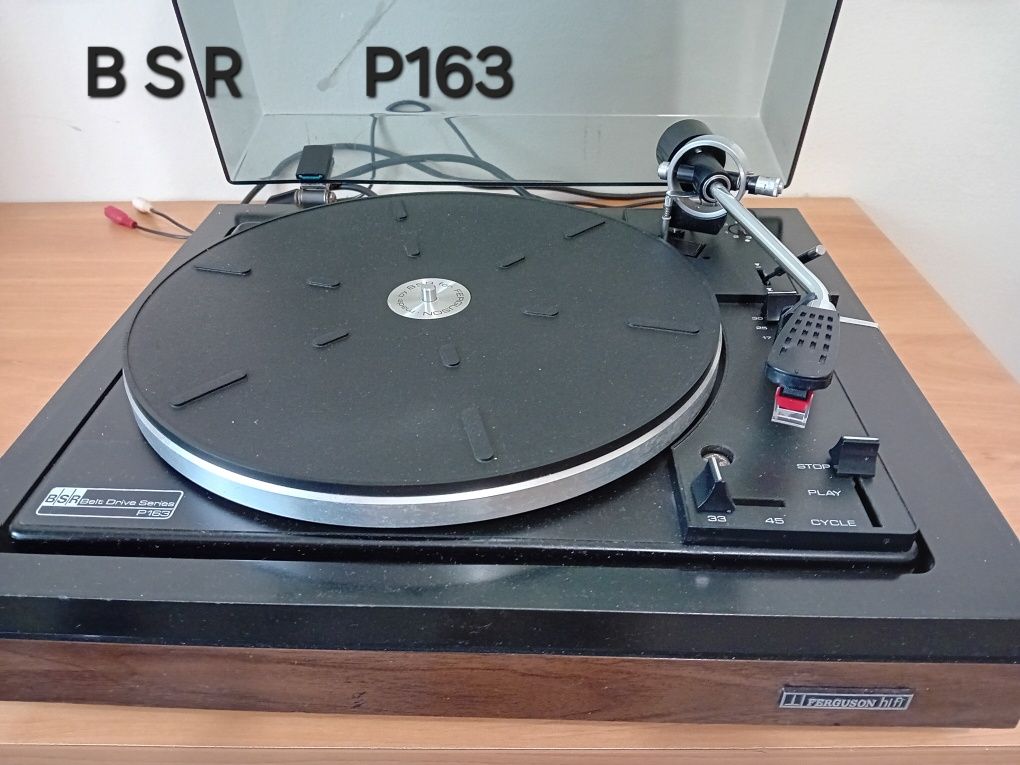 Gira discos BSR  P163