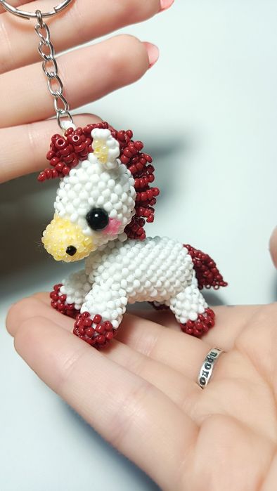 Брелок "Бісерна Лошадка" ручної роботи