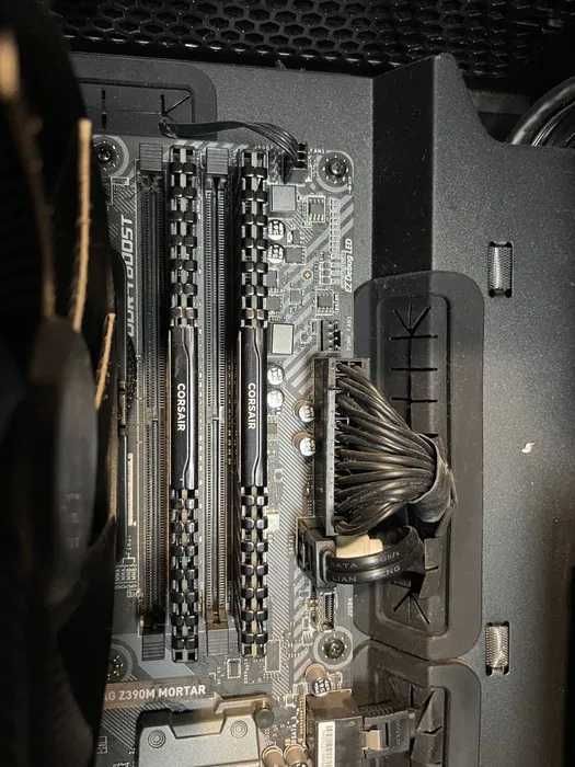 Материнская плата MSI Z390M Mortar