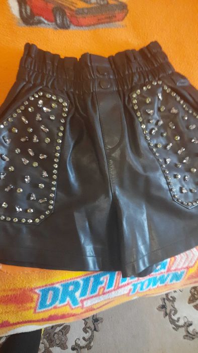 Шорти шкіряні жіночі