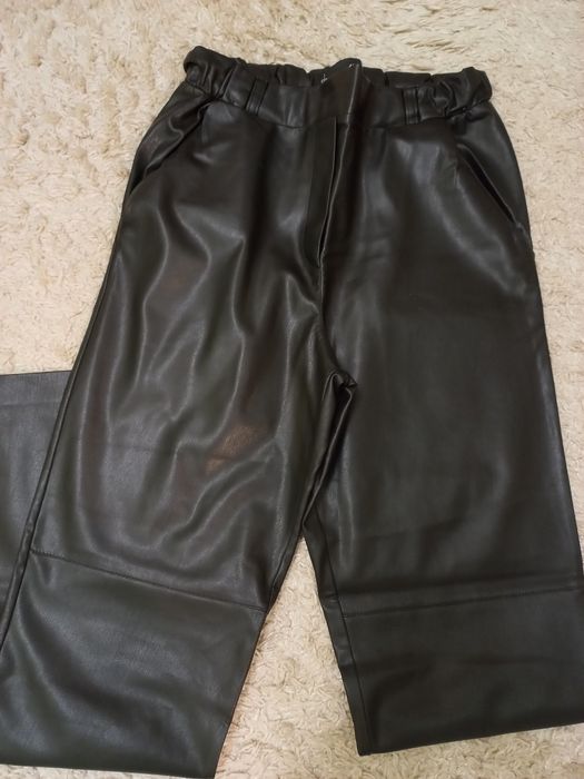 Шкіряні штани нові жіночі