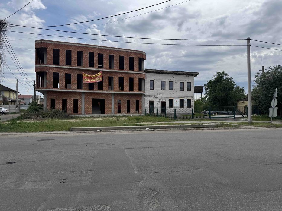Боярка продаж будівлі Фасад 500квм + парковка