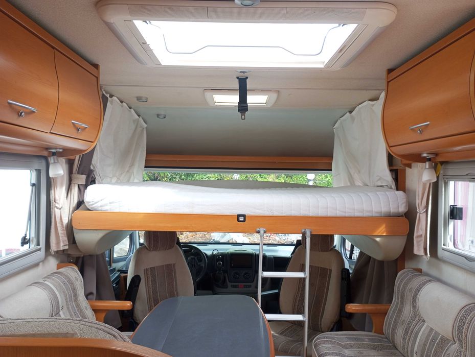Autocaravana frankia salão extra grande +AC