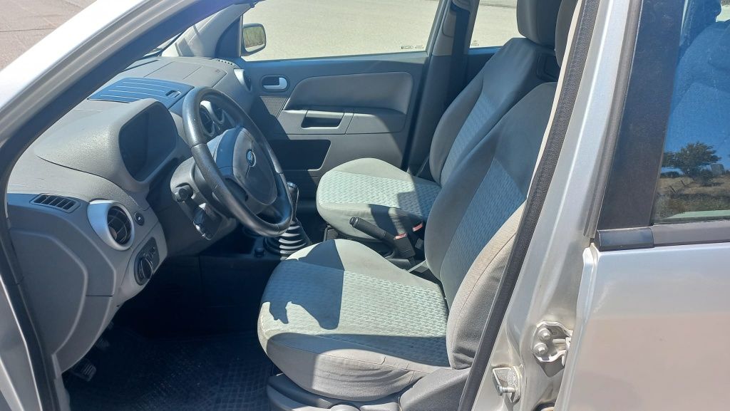 Ford Fusion 1.4 80cv