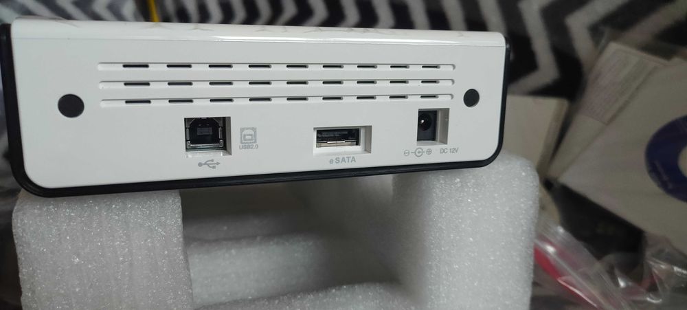 LG BE08LU20 czarno-biały BOX Zewn.nageywarka Blu-Ray/DVD/CD_WAWA ideał