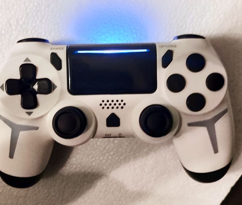 Comandos para ps4 novos na caixa