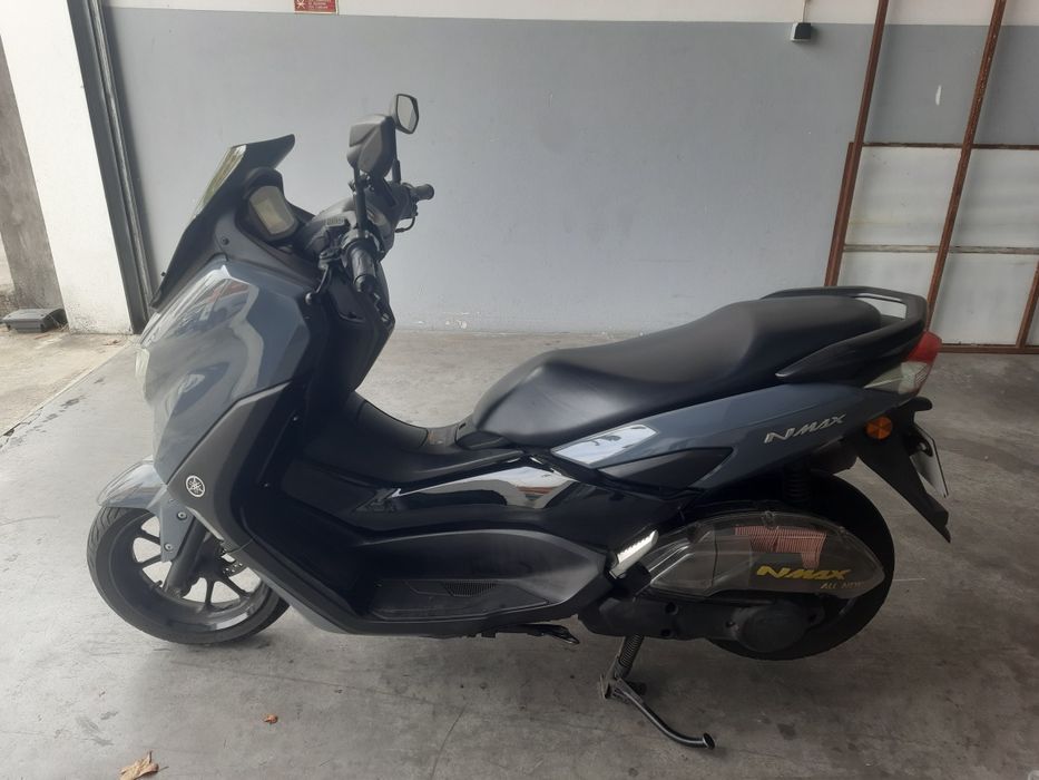 Yamaha nmax 2022