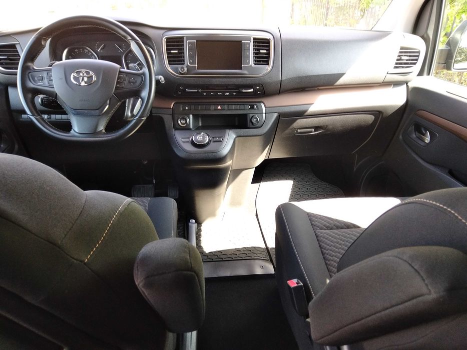 Toyota PROACE VERSO FAMILY salon PL 1-wł. bezwypadkowy 8-os. hak