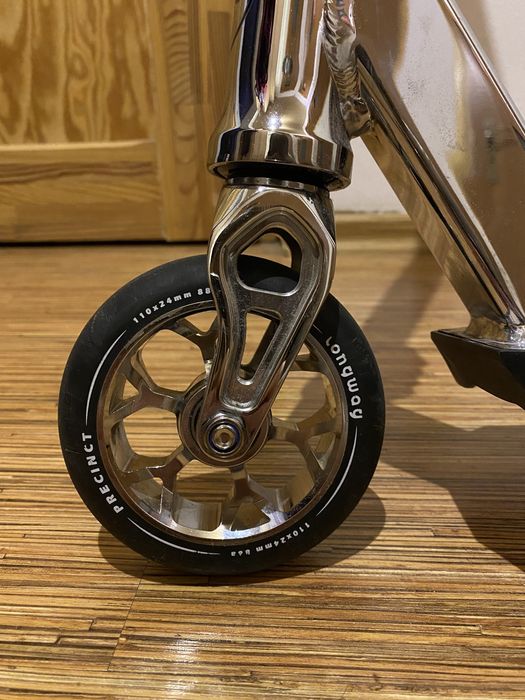 Custom hulajnogi wyczynowej