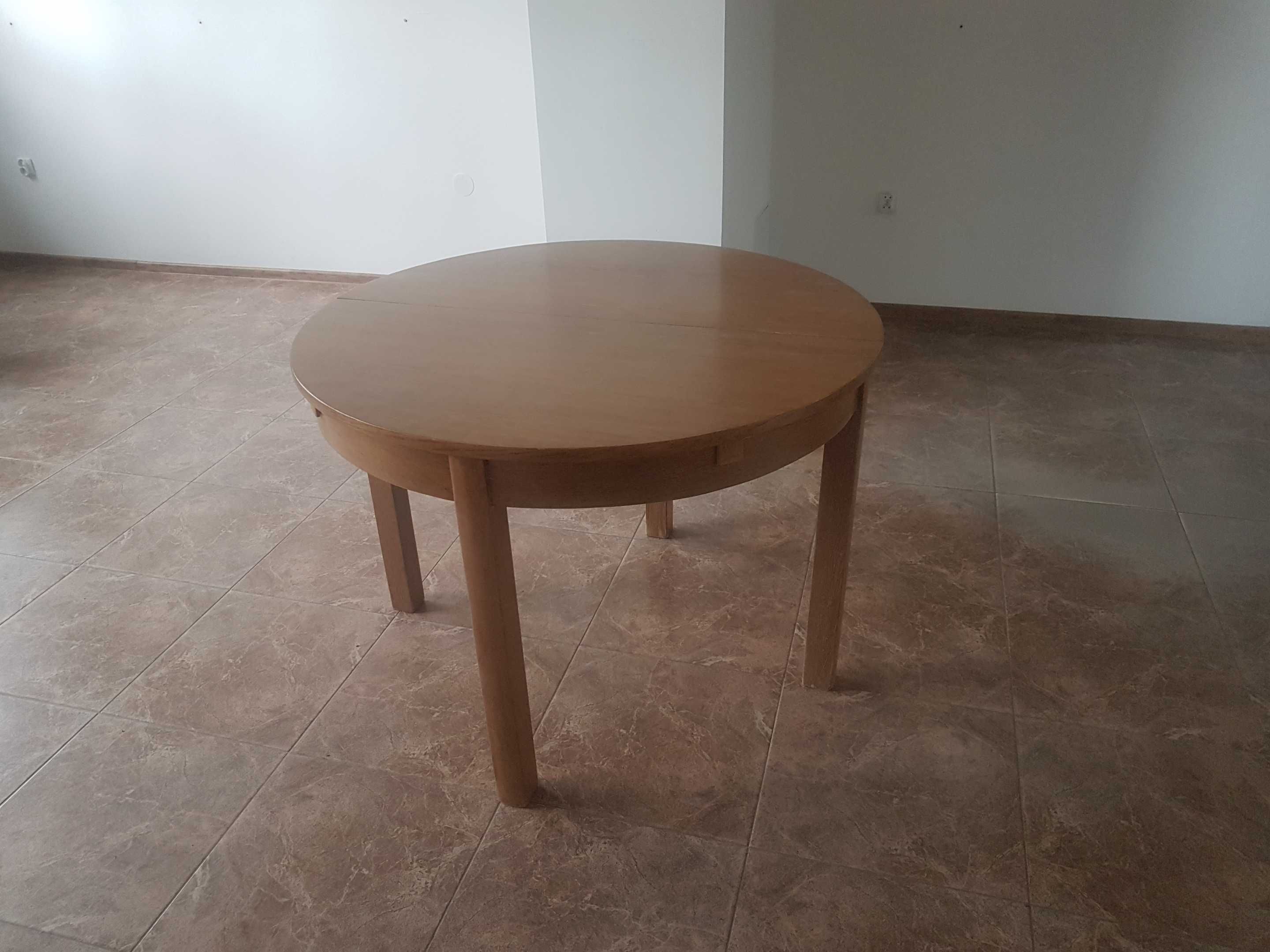 stół po renowacji prl