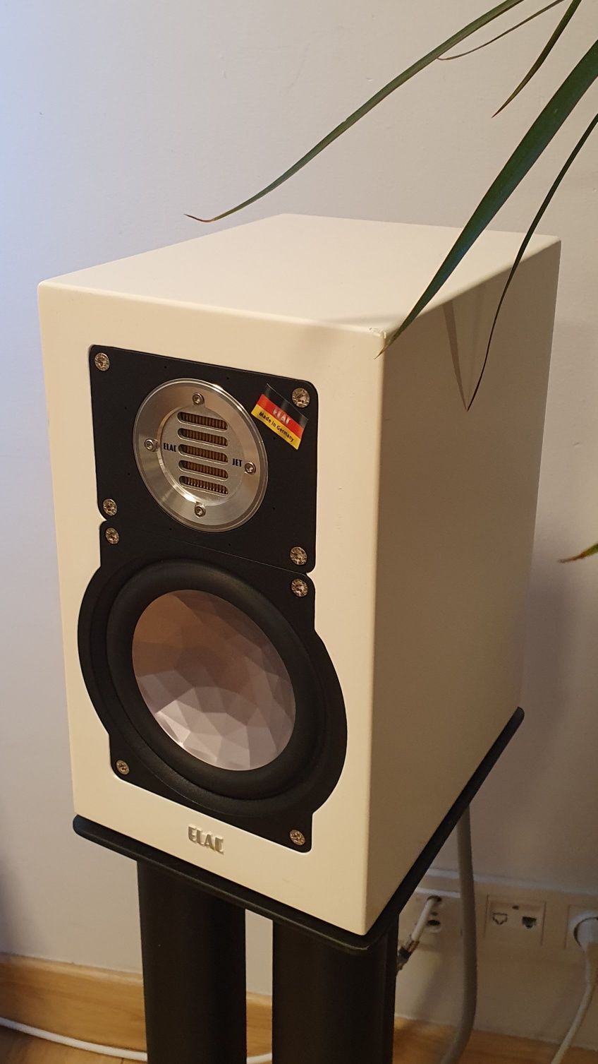 Monitory Elac BS 243 + dispersion control