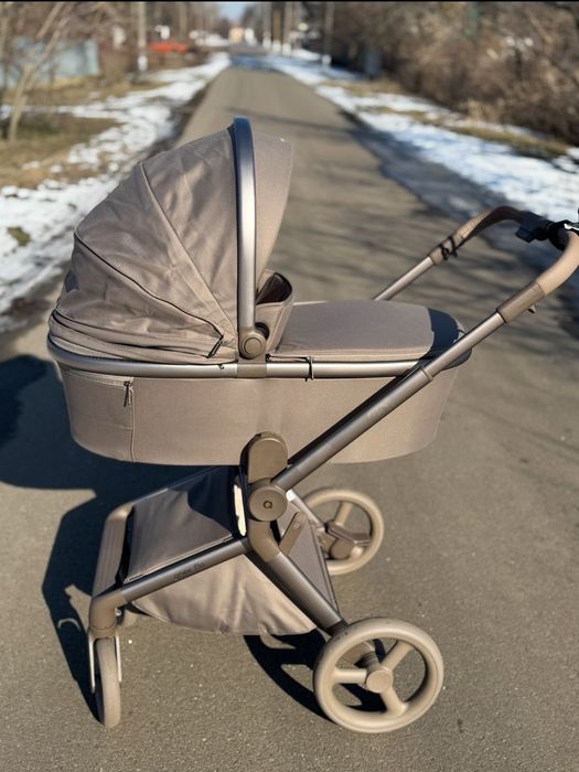 Коляска Anex Flo 2в1 в кольорі Yuki