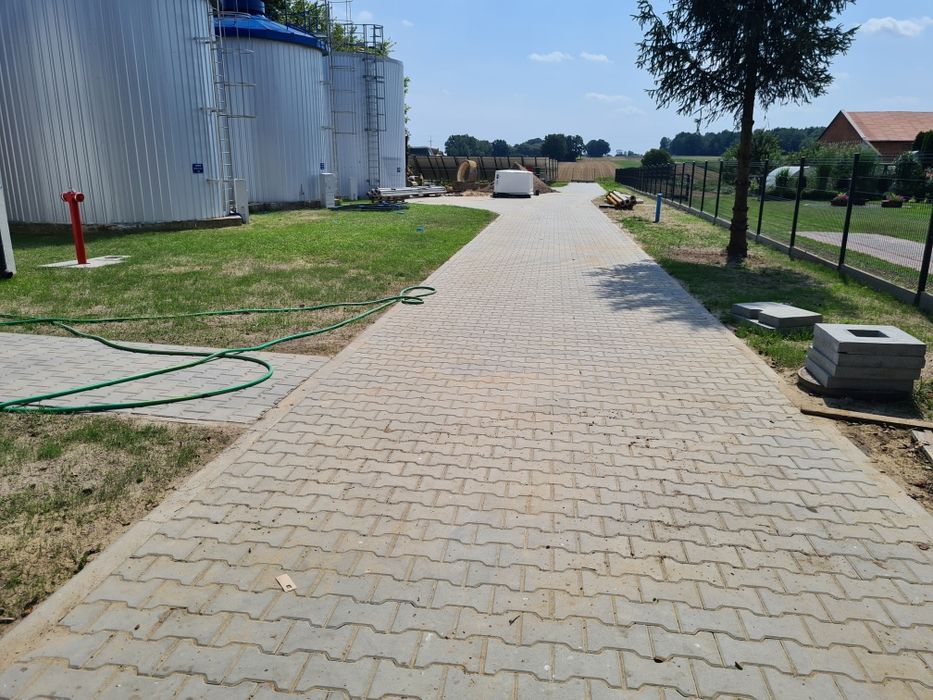 Układanie kostki brukowej kostka brukowa brukarstwo