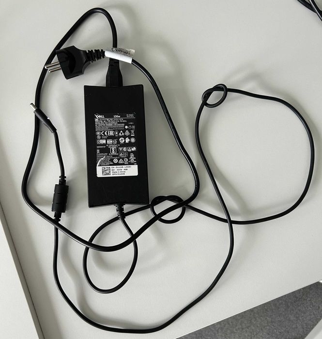 Dell Precision 5530 - i9-8950HK 16GB RAM 512GB SSD 4K P2000 Windows 11