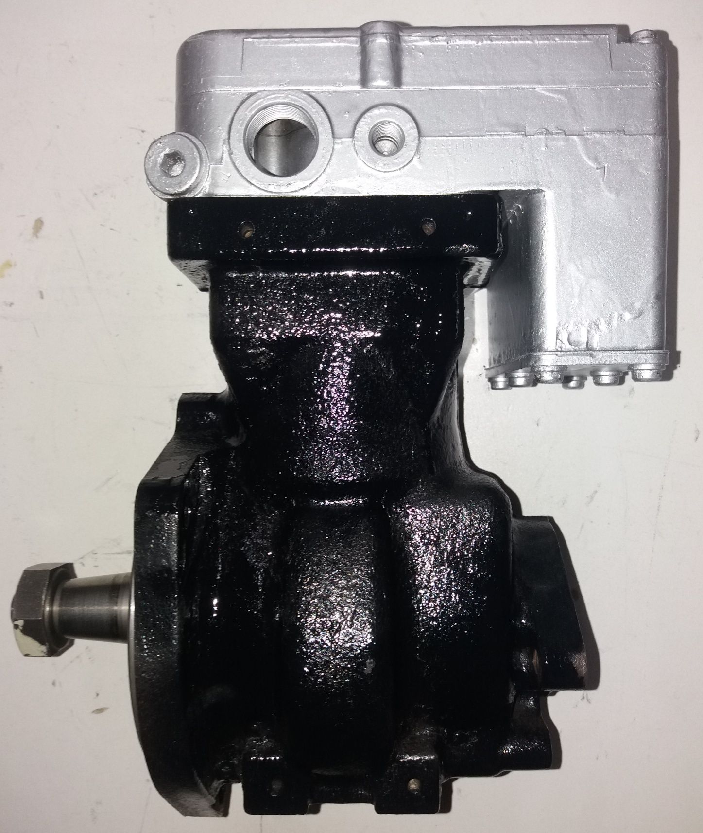 Продам компрессор Wabco 4123520080,4123520200 на Iveco