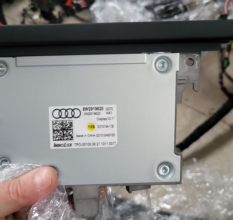 Розборка разборка Audi A4 B9, Дисплей AUDI A4 B9 8W2919620