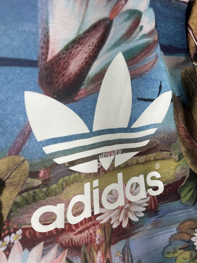 Футболка adidas s-m