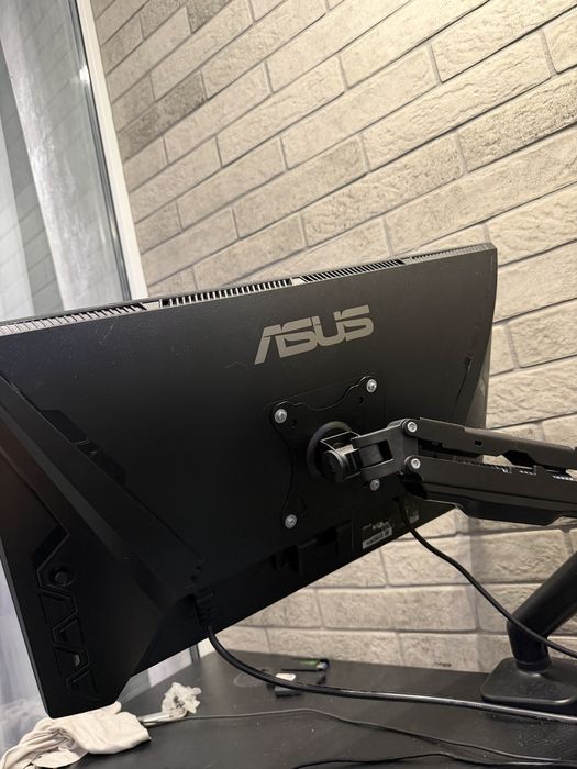 Монітор asus full hd 180 hz 24