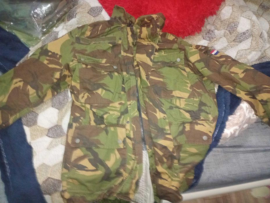 куртка зимова армії нідерландів нова 1800 грн підкладка знімається