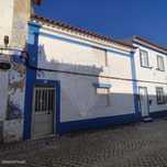 Moradia T4 para venda
