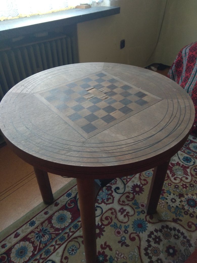 Stare szafki stół stolik szachowy szafki nocne szafa